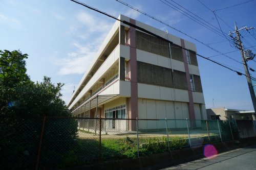 スーパー　Ｐｒｉｃｅ　Ｃｕｔ（プライスカット）　西の京店（スーパー）まで1838m