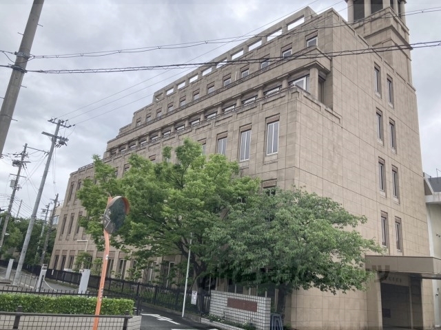 役所　寝屋川市役所（役所）まで1600m