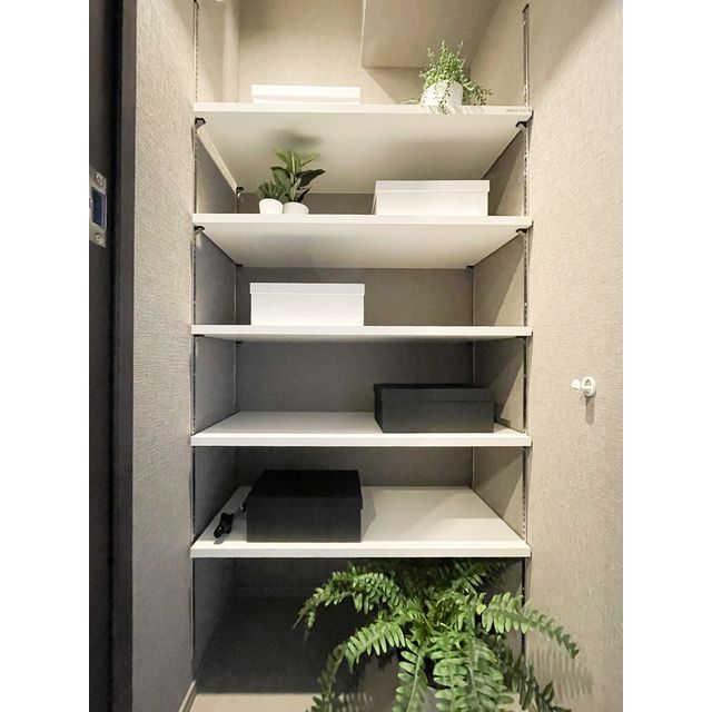 その他　シューズインクローゼット　※家具・家電の備え付けはありません