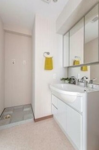 洗面設備　家具家電と備品は付きません。