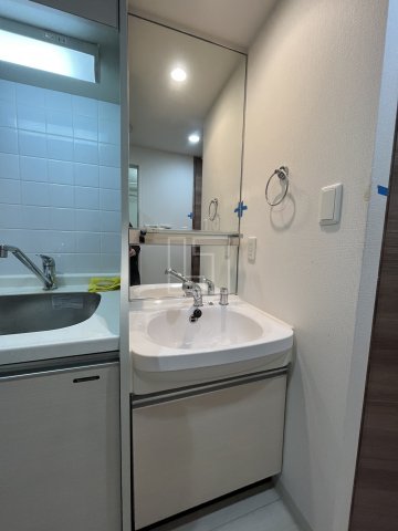 洗面設備　プレサンス難波幸町　洗面所