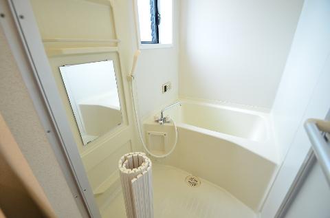 バス・シャワールーム　バス（イメージ）