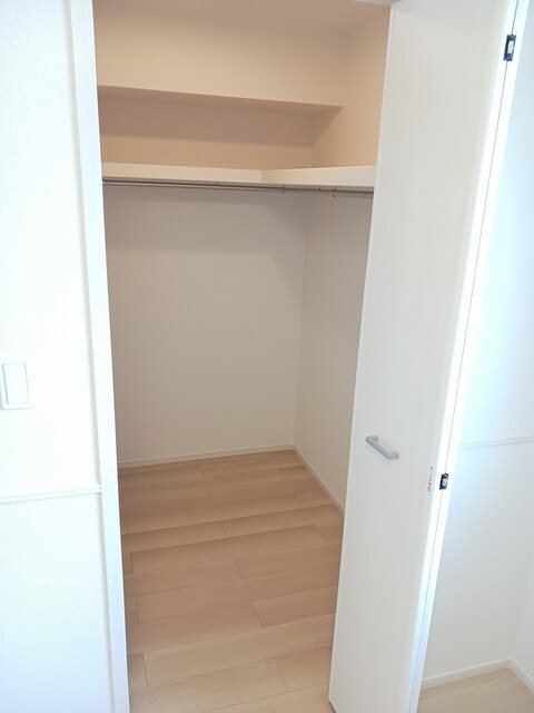 収納　ウォークインクローゼット