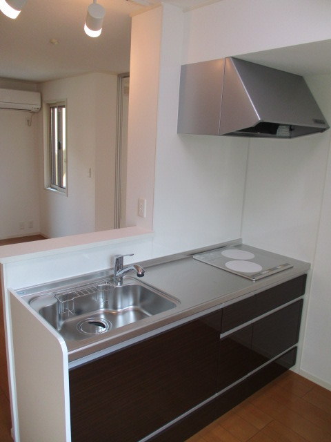 キッチン　人気の対面式システムキッチン