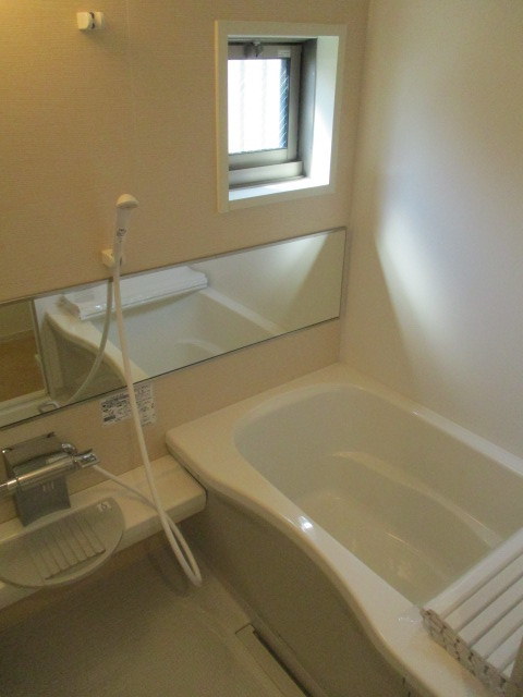 バス・シャワールーム　便利な追焚・暖房・乾燥機能付バスルーム