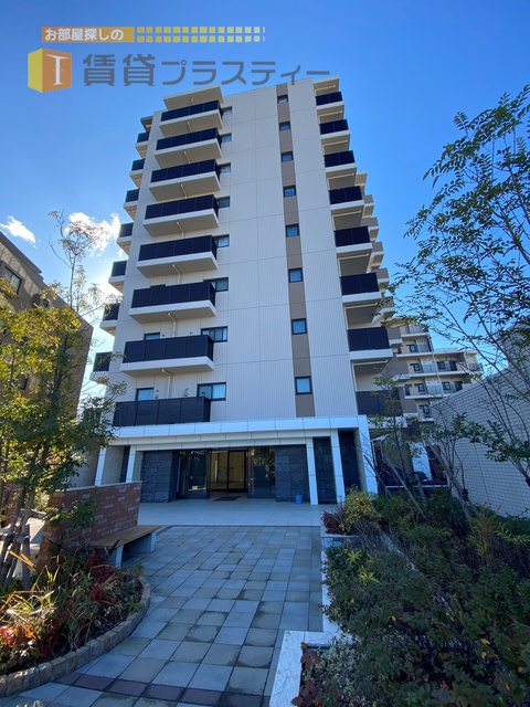 建物外観　浦安のシンボルタワー。