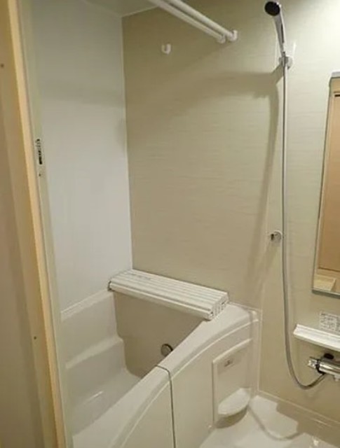 バス・シャワールーム　バスルーム