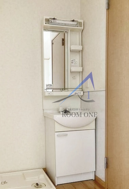 洗面設備　洗面台です。