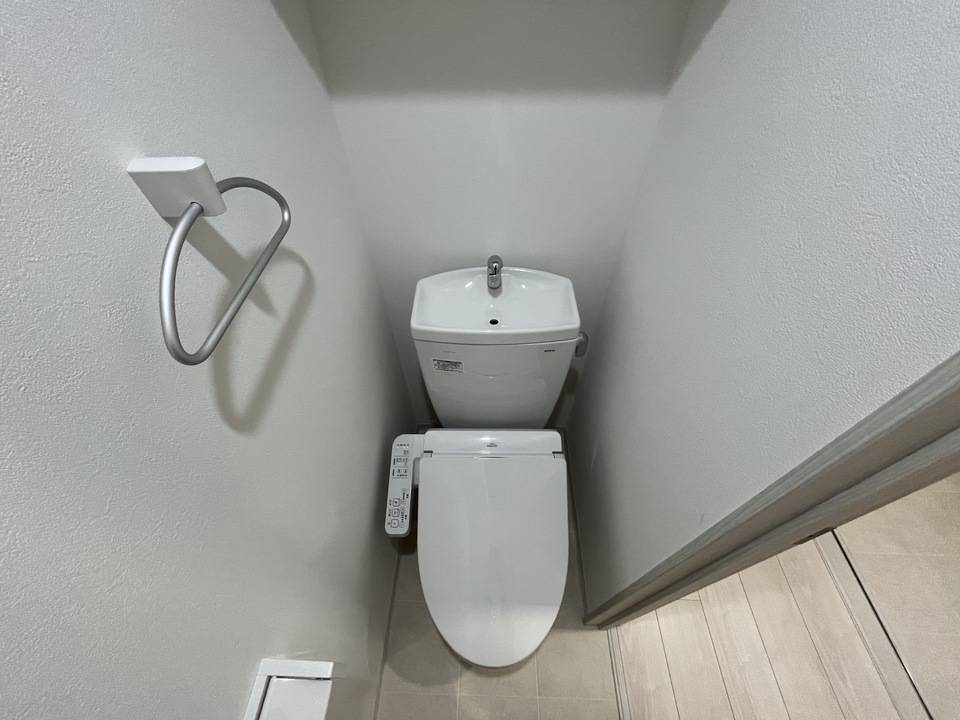 トイレ　トイレ