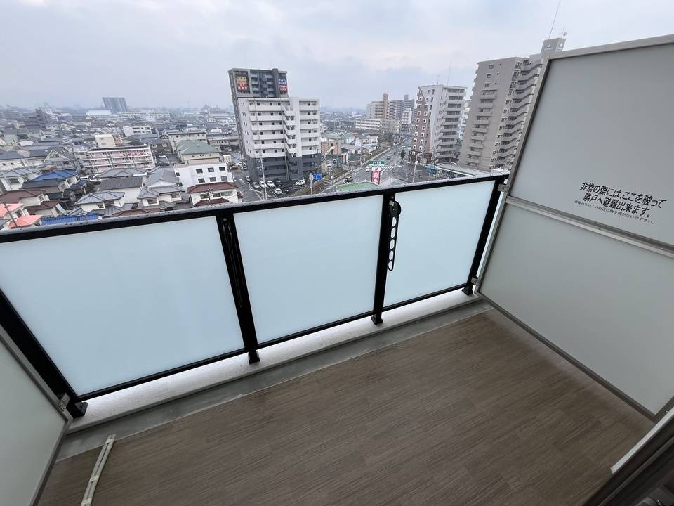 バルコニー　バルコニー