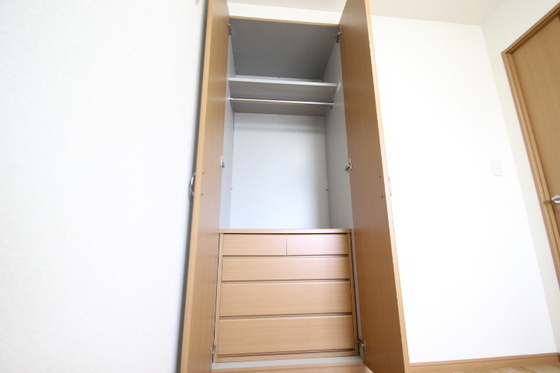収納　※別部屋の写真です