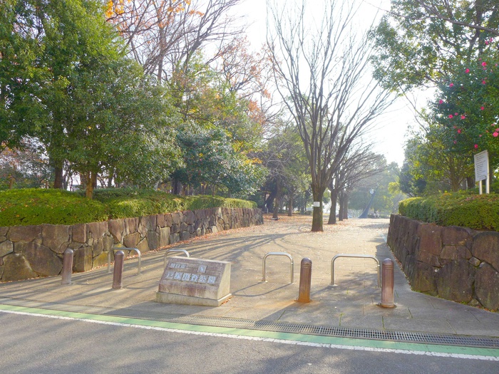 公園　戸塚中台公園（公園）まで700m