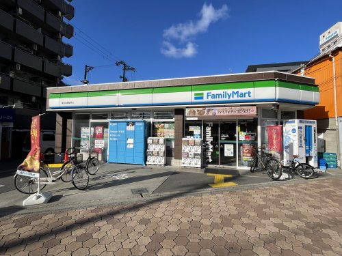 コンビニ　ファミリーマート 関目高殿駅西店（コンビニ）まで214m