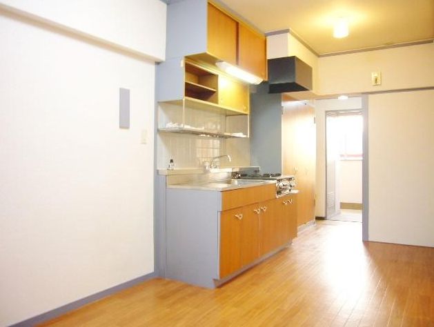 キッチン　別号室の参考写真になります。