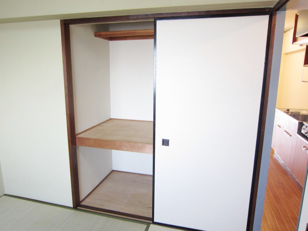 収納　別号室の参考写真になります。