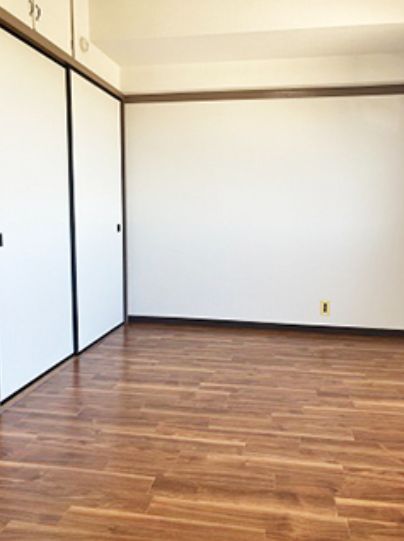 居室・リビング　別号室の参考写真になります。