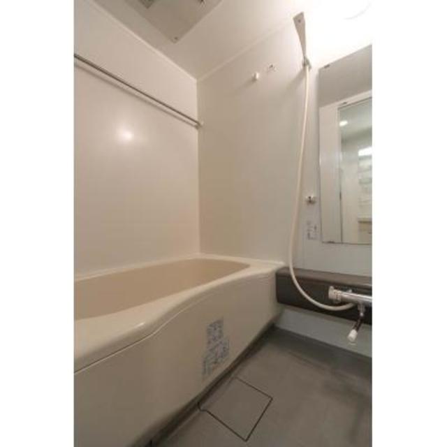 バス・シャワールーム　※写真は同タイプ住戸です。