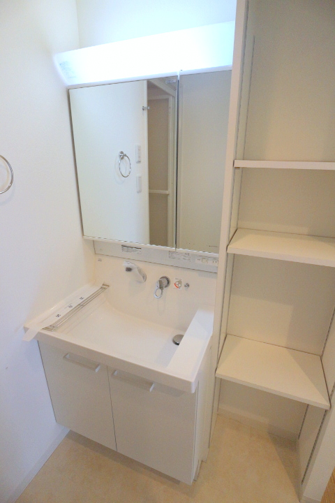洗面設備　シャンプードレッサー付き♪