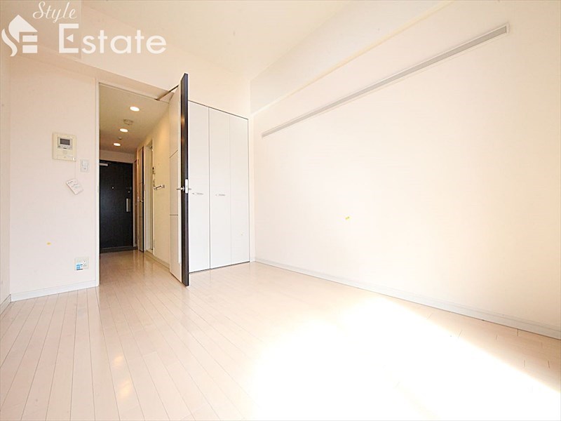 居室・リビング　内装