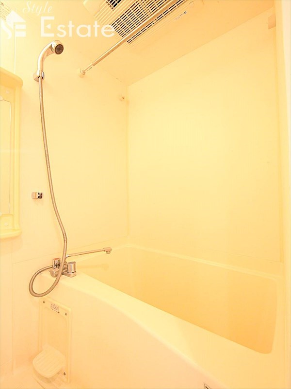 バス・シャワールーム　バスルーム