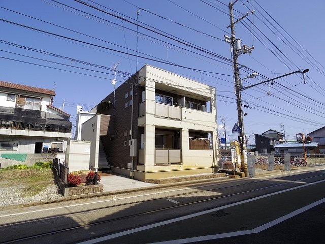 建物外観　外観写真