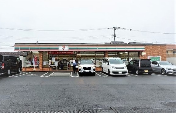 コンビニ　セブンイレブン東村山久米川町３（コンビニ）まで350m