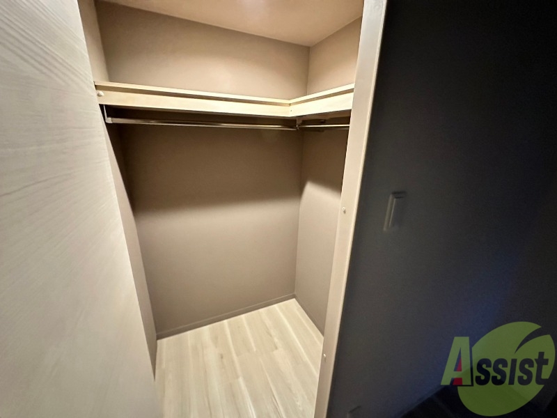 収納　こちらには収納スペースがあります。あると便利ですね！