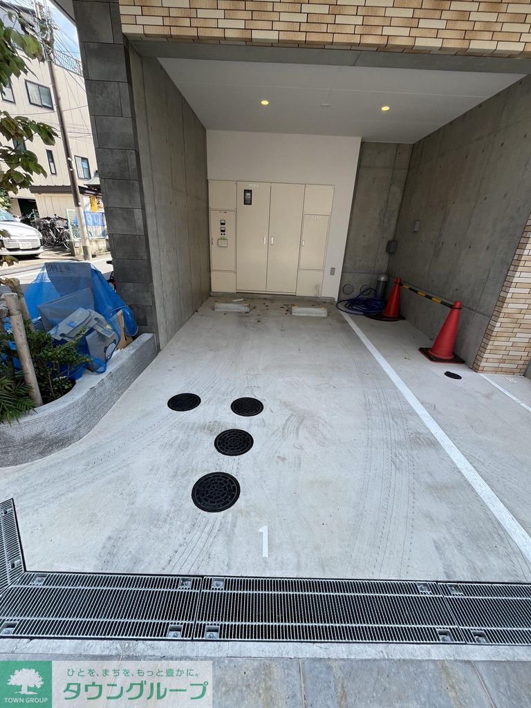 駐車場　駐車場