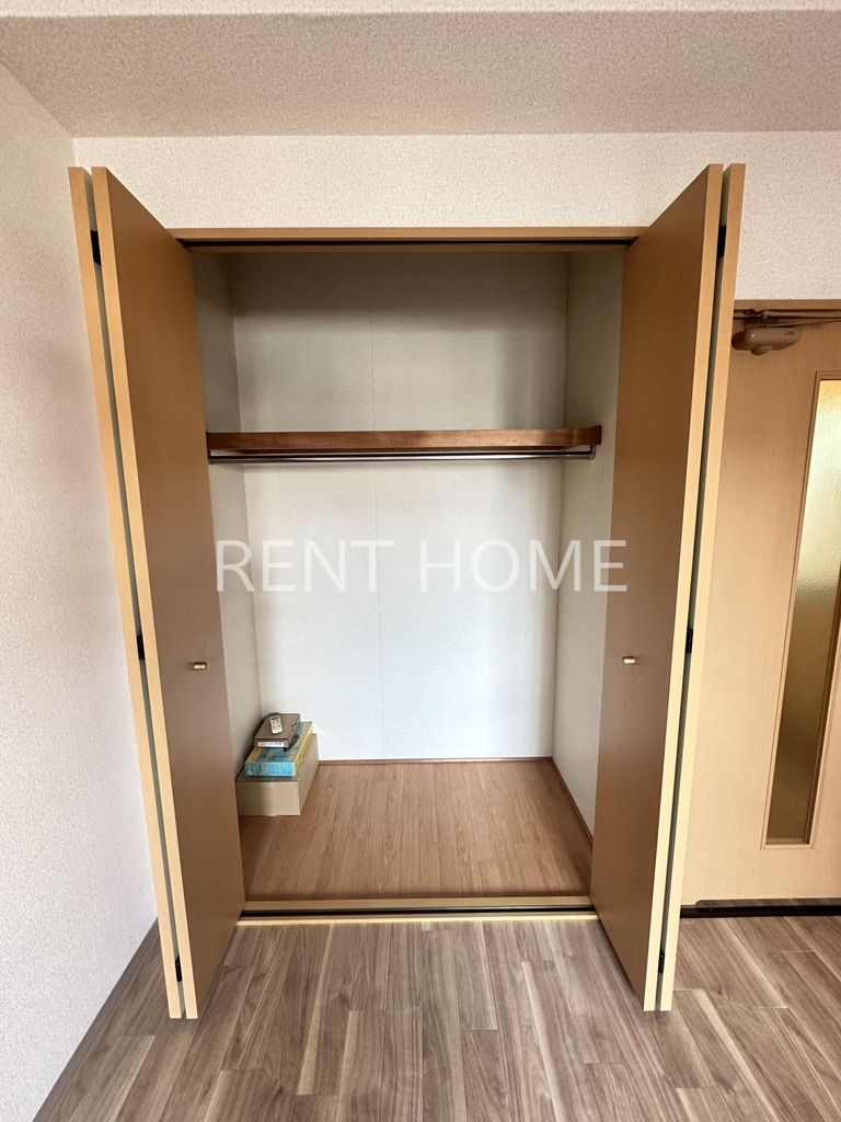収納　クローゼット