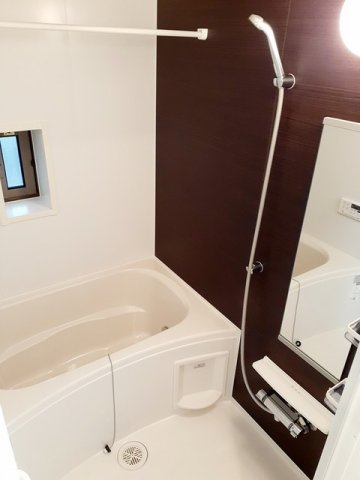 バス・シャワールーム　きれいなお風呂です