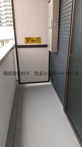 バルコニー　外からの目が気にならないバルコニーで洗濯物が干せます