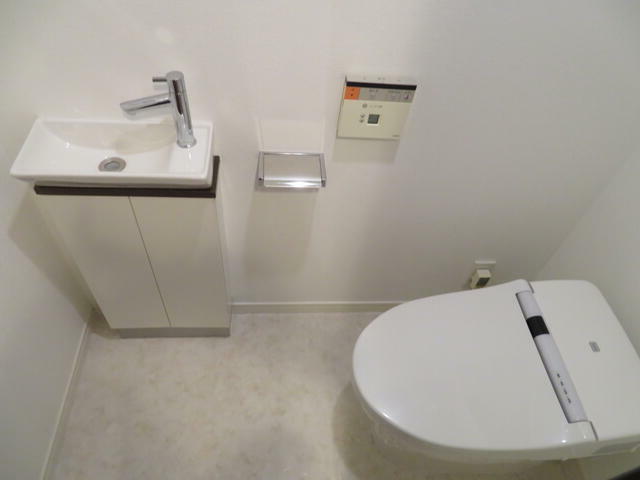 トイレ　※参考写真