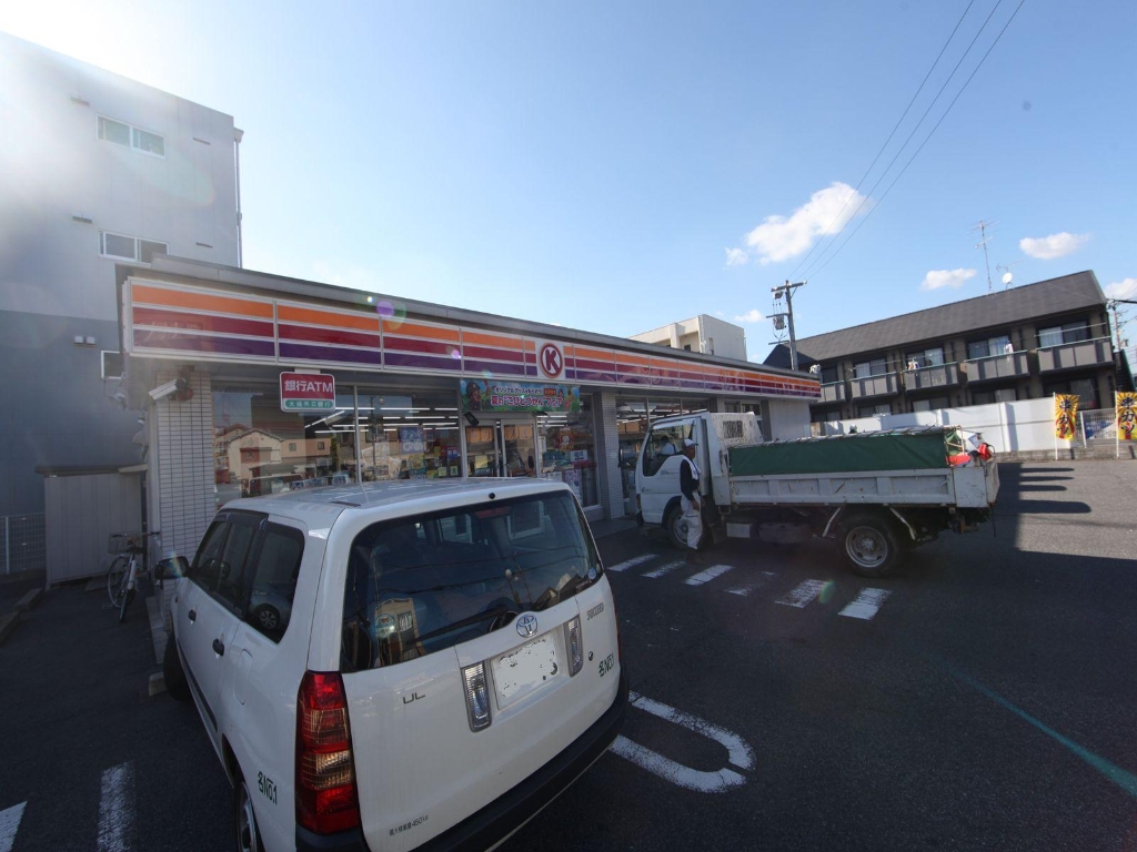 コンビニ　ファミリーマート 春日井西本町店（コンビニ）まで278m