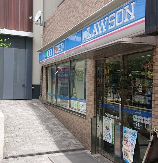 コンビニ　ローソン H京急立会川駅前店（コンビニ）まで500m