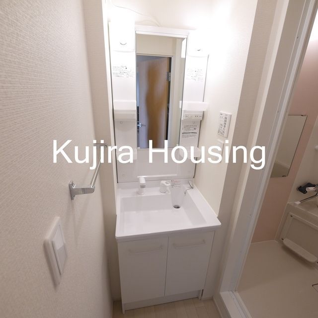 洗面設備　身支度に便利な独立洗面化粧台★