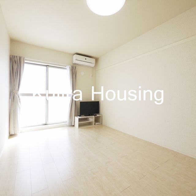 居室・リビング　家具・家電付きのお部屋です♪