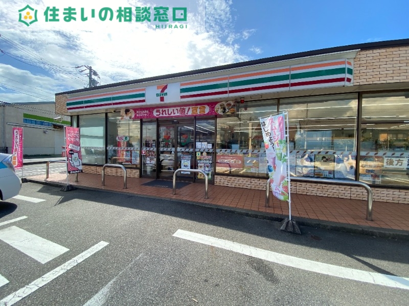 コンビニ　セブンイレブン吉良町富好新田店（コンビニ）まで586m