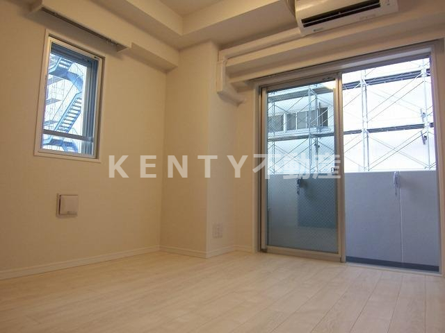 居室・リビング　物件の画像3