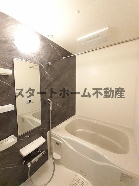 バス・シャワールーム　きれいなお風呂です