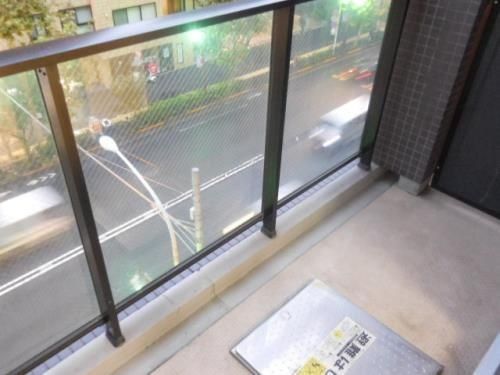 バルコニー　※別部屋の参考写真です。