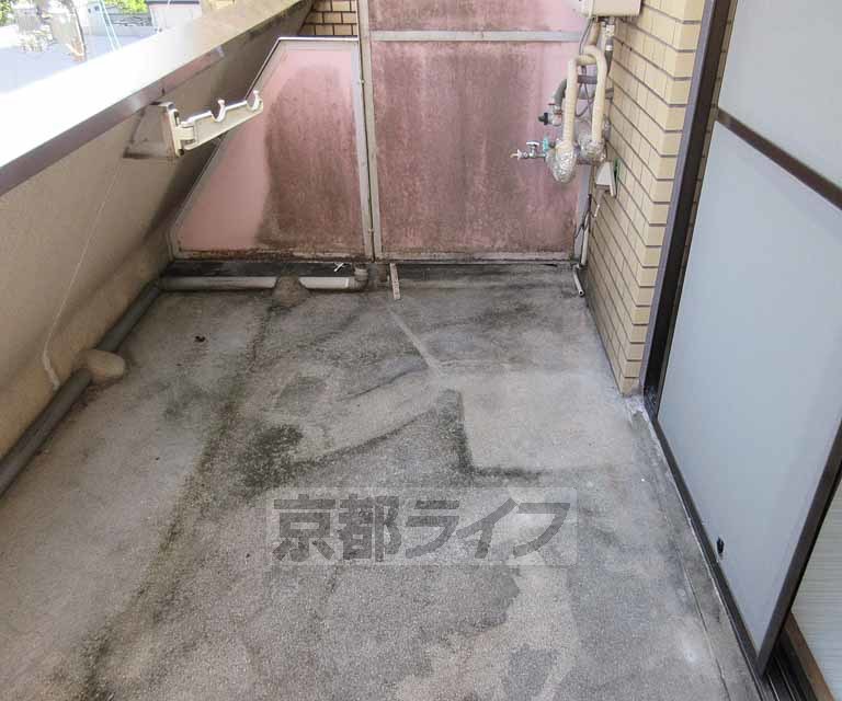 バルコニー　広々ベランダになります。