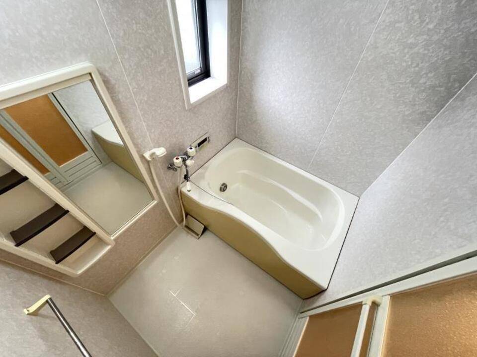 バス・シャワールーム　浴室