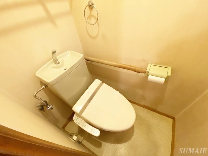トイレ　1階のトイレです☆