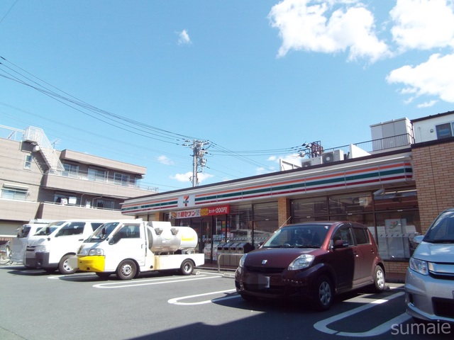 コンビニ　セブンイレブン荒川東尾久4丁目店（コンビニ）まで287m