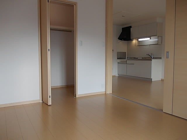 収納　写真は別のお部屋です。※現況を優先※現況を優先ください