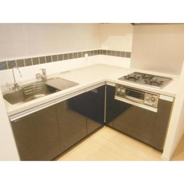 キッチン　※写真は同タイプ住戸です。