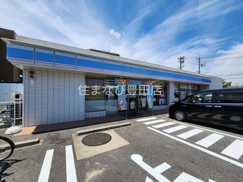 コンビニ　ローソン三好上ヶ池店（コンビニ）まで125m