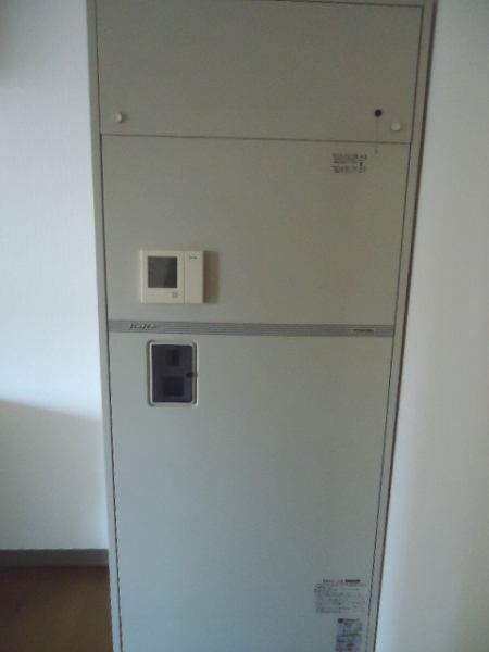 その他　電気温水器