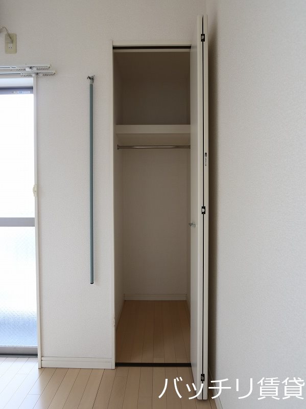 収納　同型タイプの為、現状を優先致します。