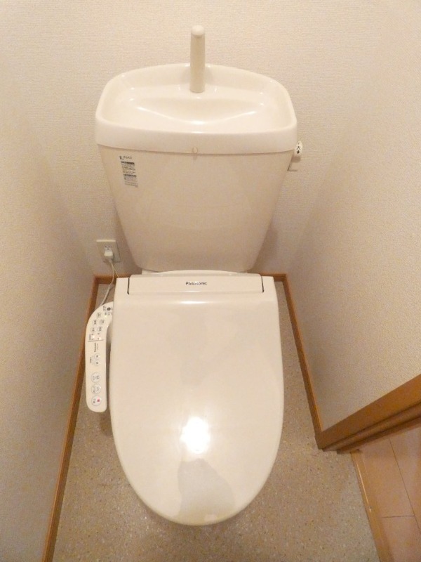 トイレ　図面と現状に相違がある場合には現状を優先